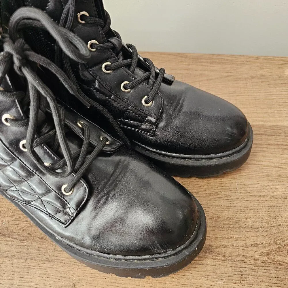 EUC STEVE MADDEN JROCKK PU UPPER BLACK QUILTED BOOTS SIZE 5 BIG KIDS (GIRLS)